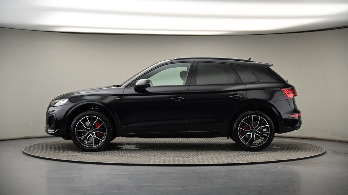 Audi Q5 Image 18