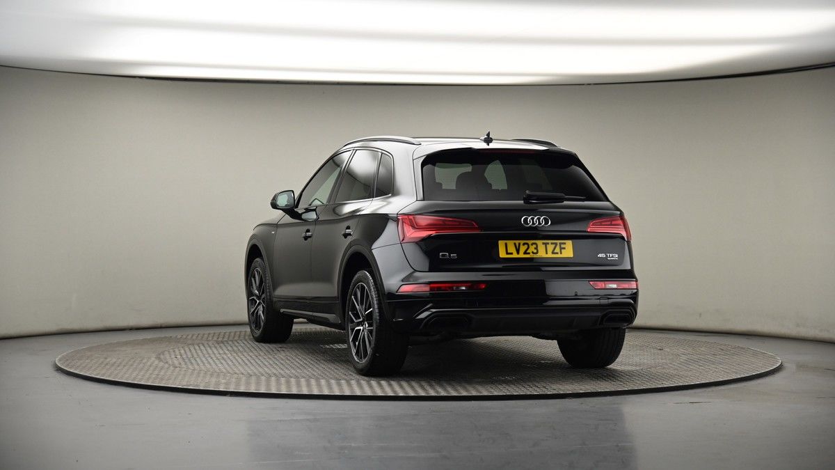 More views of Audi Q5