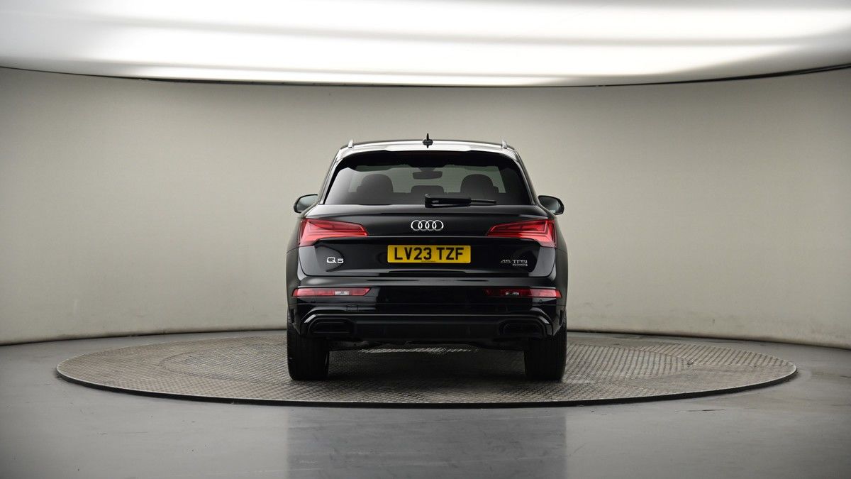 Audi Q5 Image 16