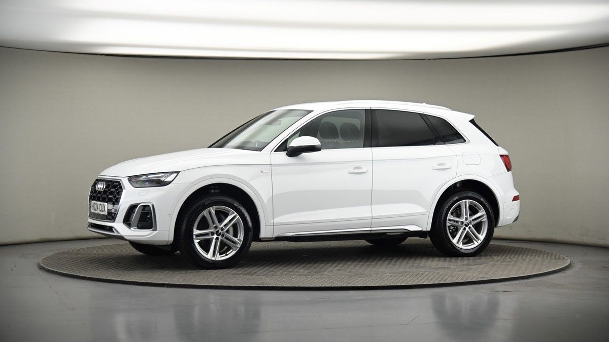 More views of Audi Q5