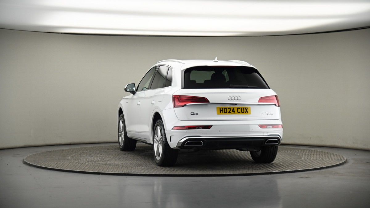 More views of Audi Q5