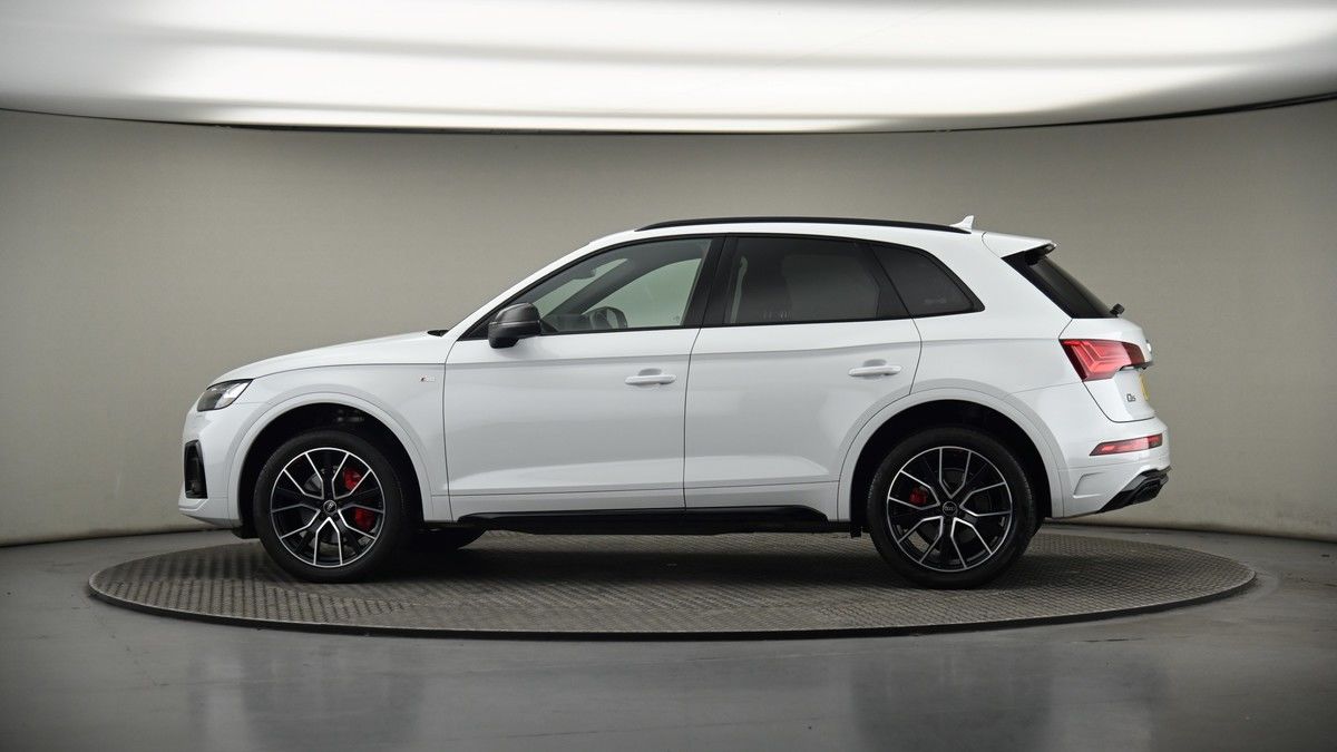 More views of Audi Q5