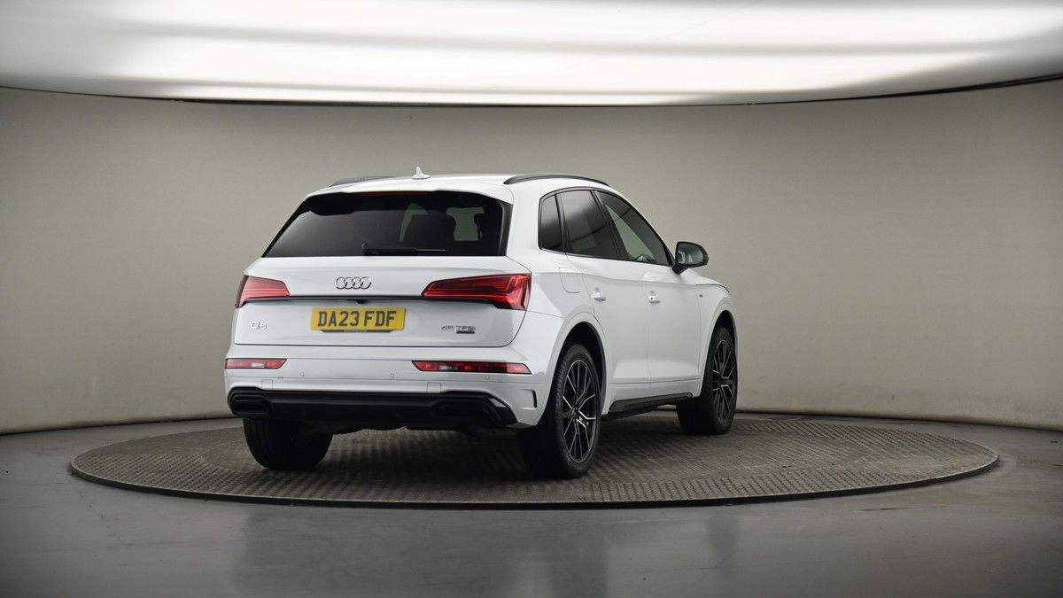 More views of Audi Q5