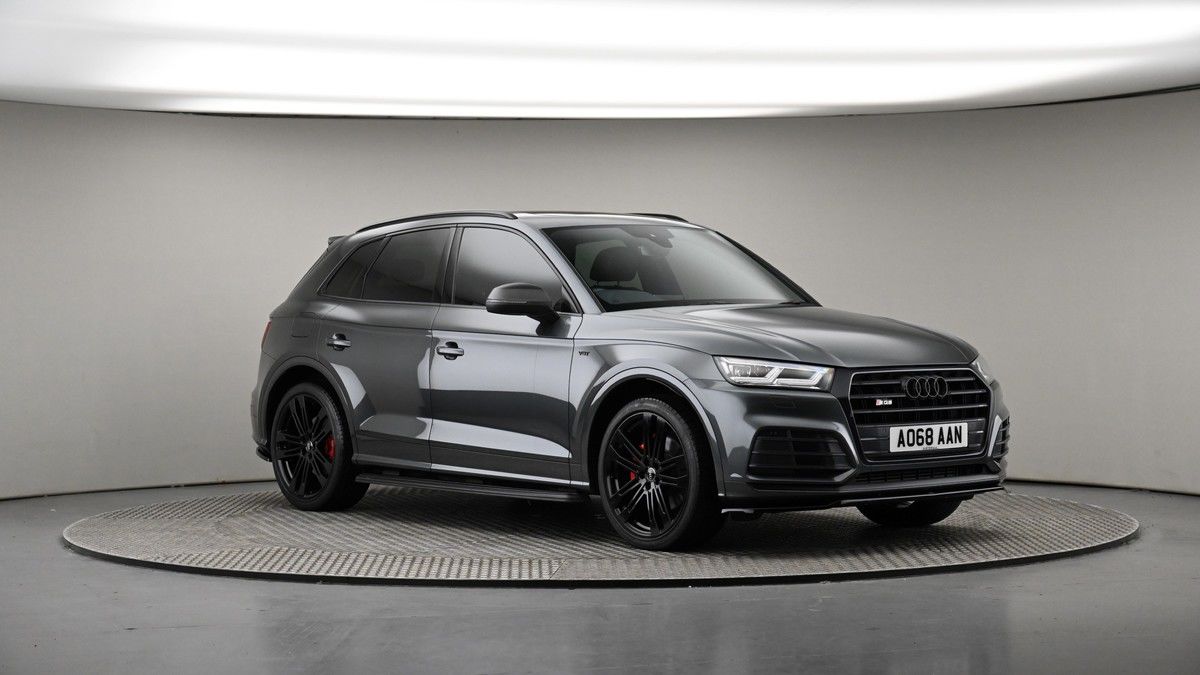 More views of Audi SQ5