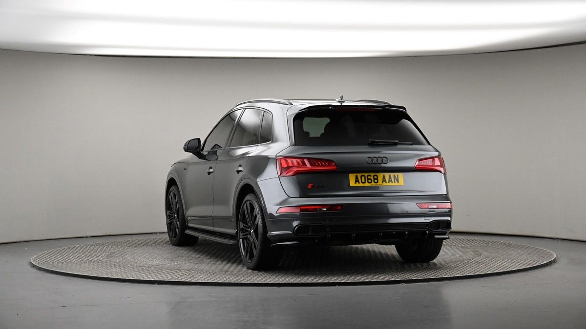 More views of Audi SQ5