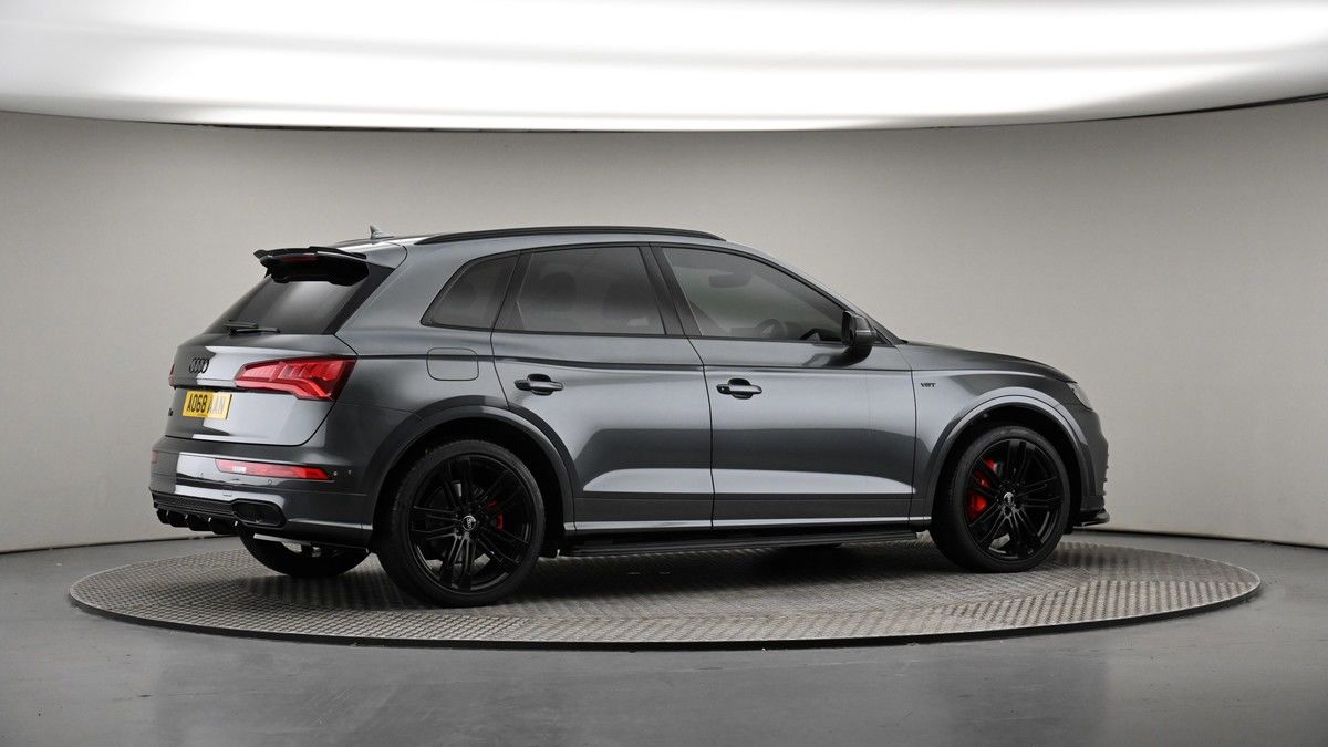 More views of Audi SQ5