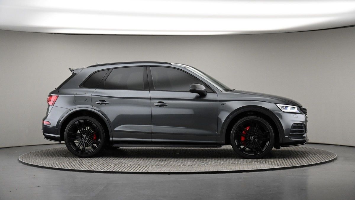 More views of Audi SQ5