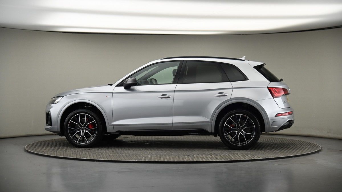 More views of Audi Q5