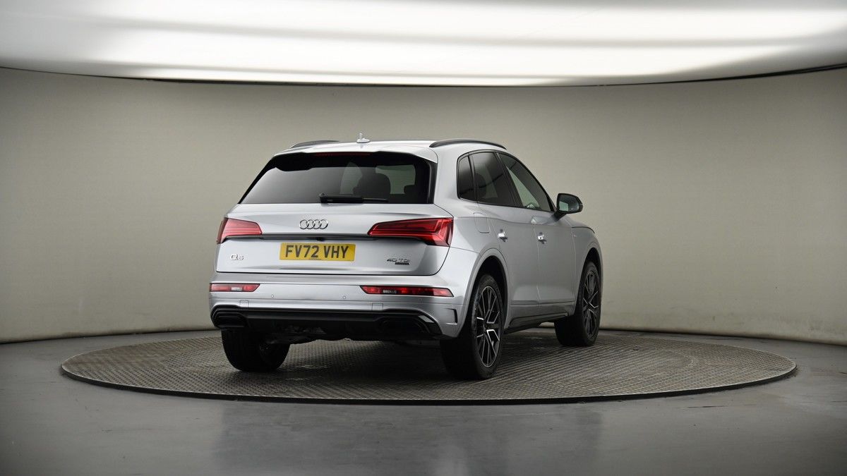 More views of Audi Q5