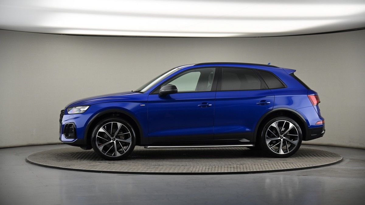More views of Audi Q5