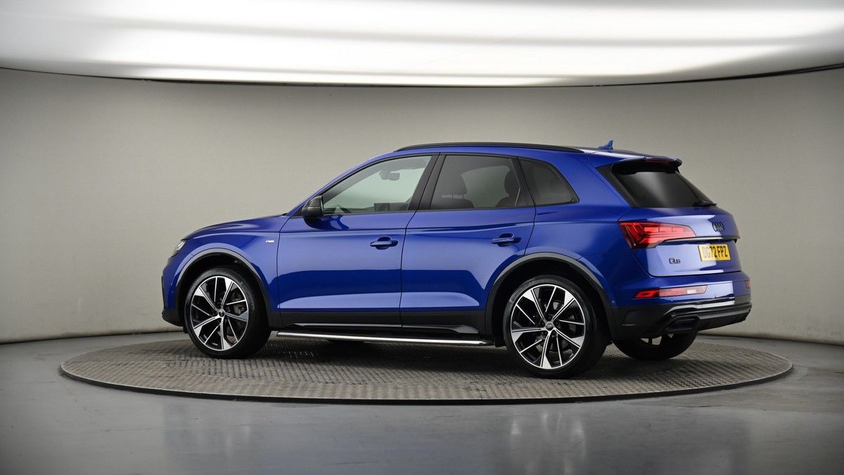More views of Audi Q5