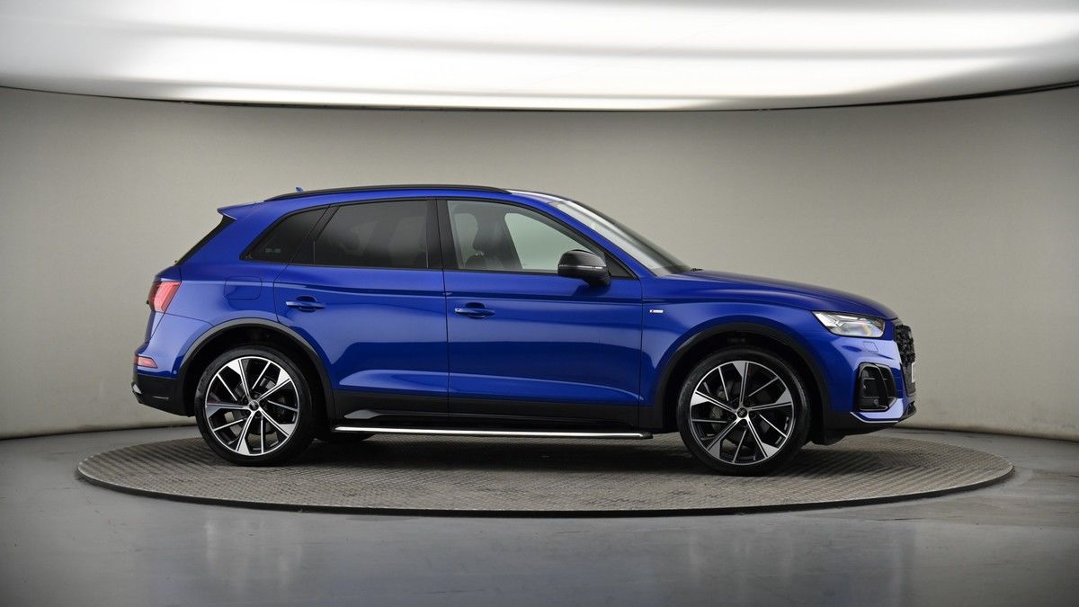 More views of Audi Q5
