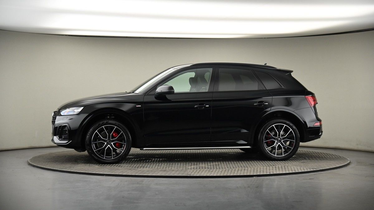 More views of Audi Q5