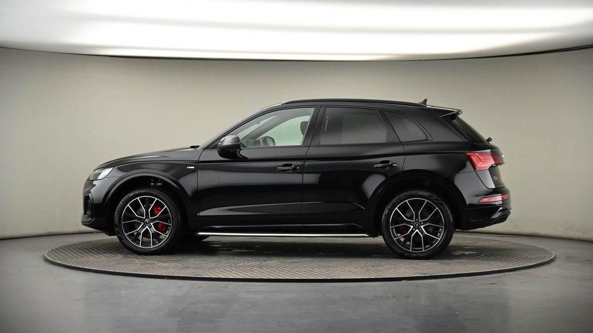More views of Audi Q5