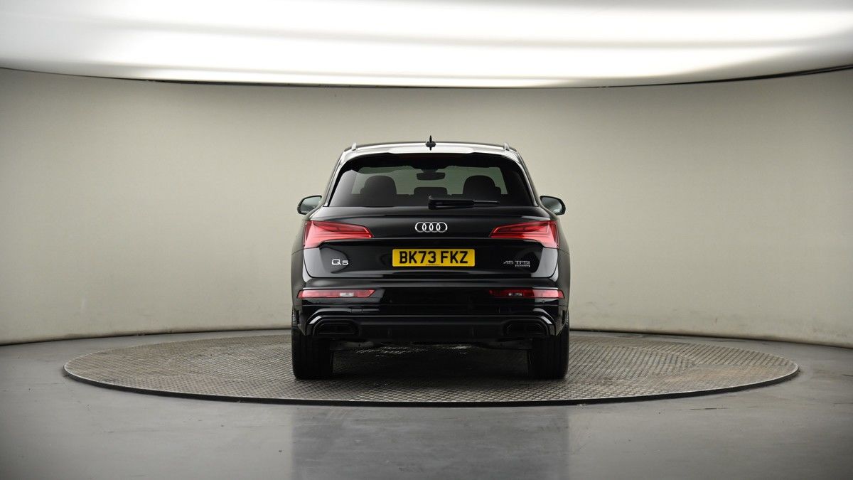 Audi Q5 Image 16
