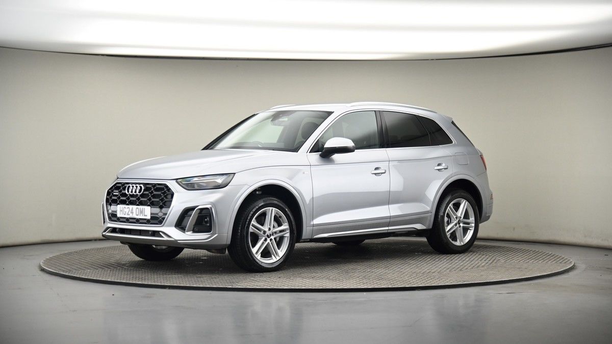 More views of Audi Q5