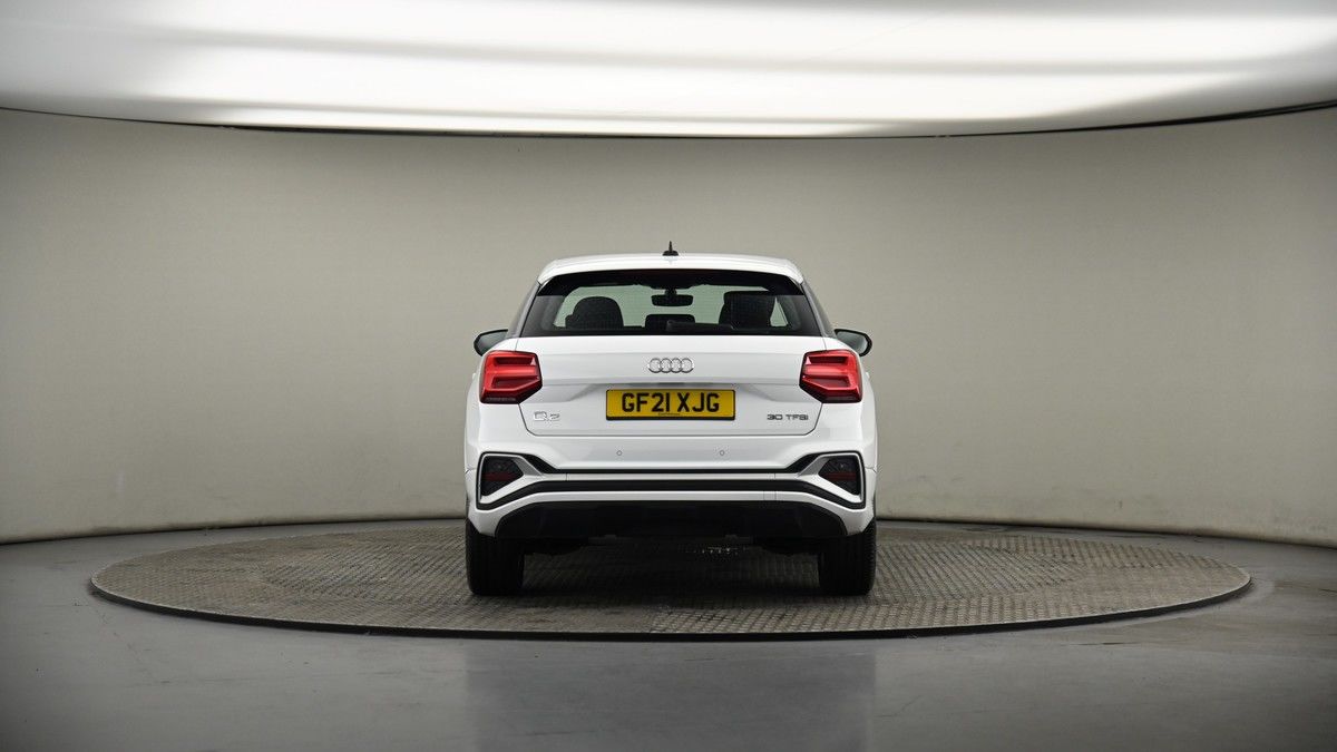 Audi Q2 Image 16