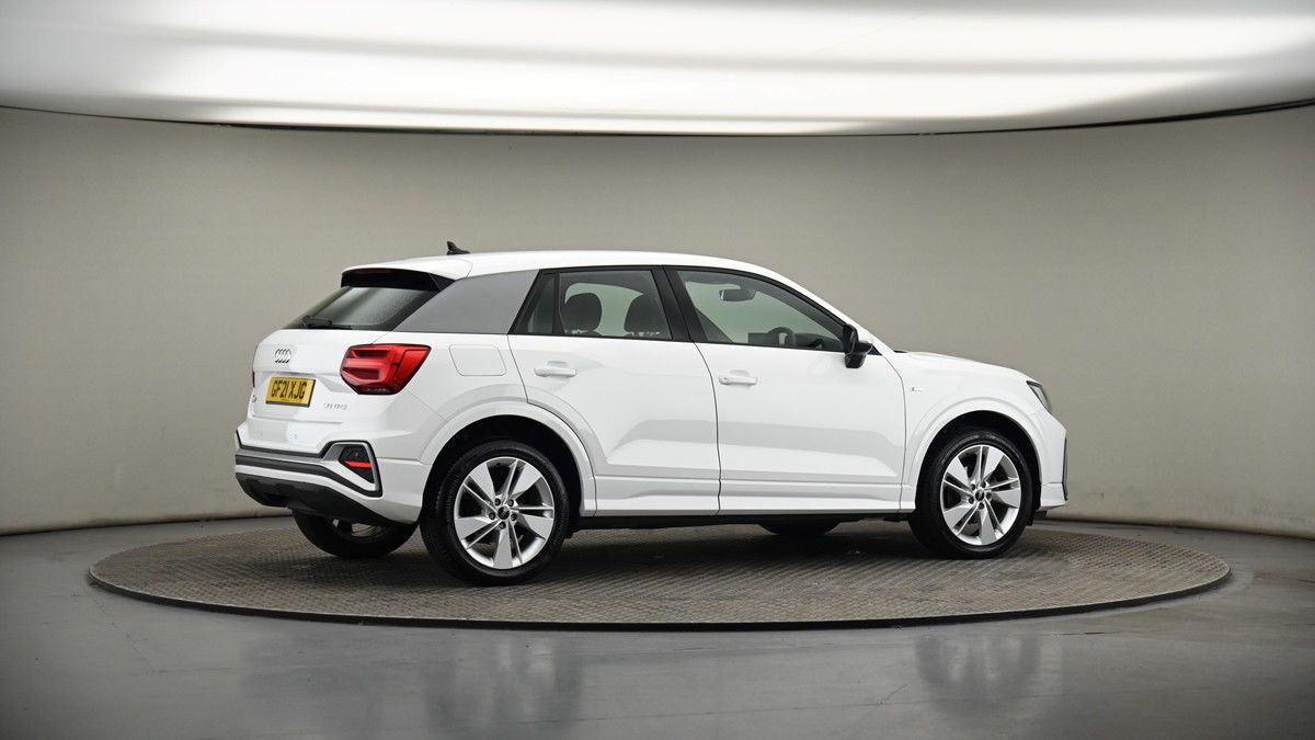 More views of Audi Q2