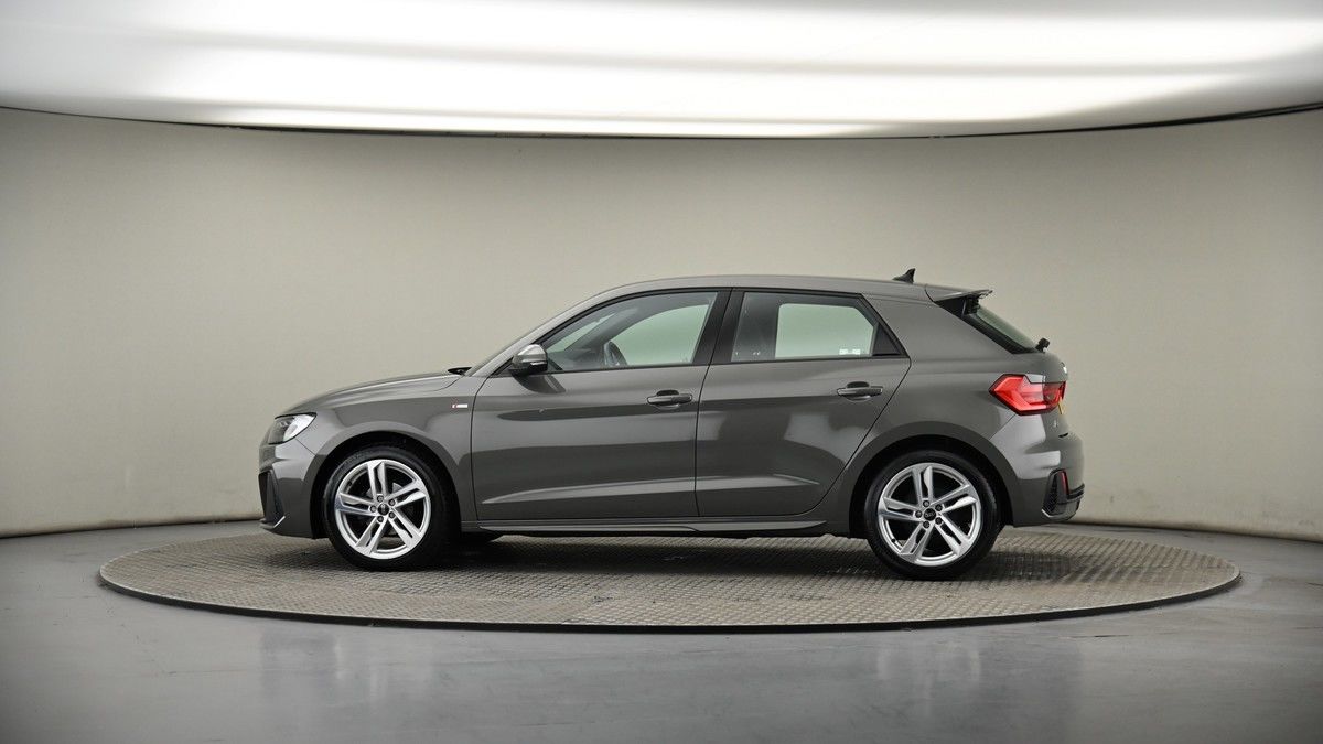 More views of Audi A1