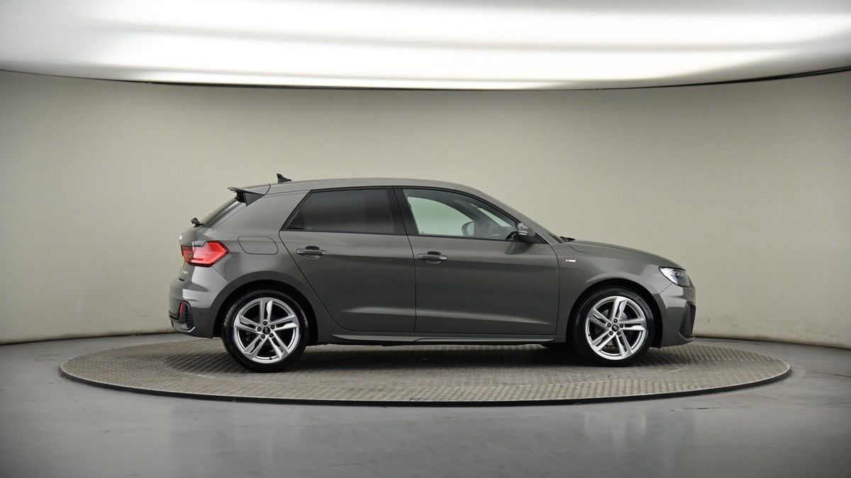 More views of Audi A1