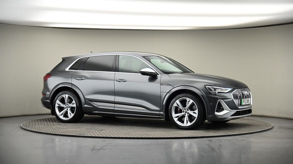 Audi e-tron S Image 5