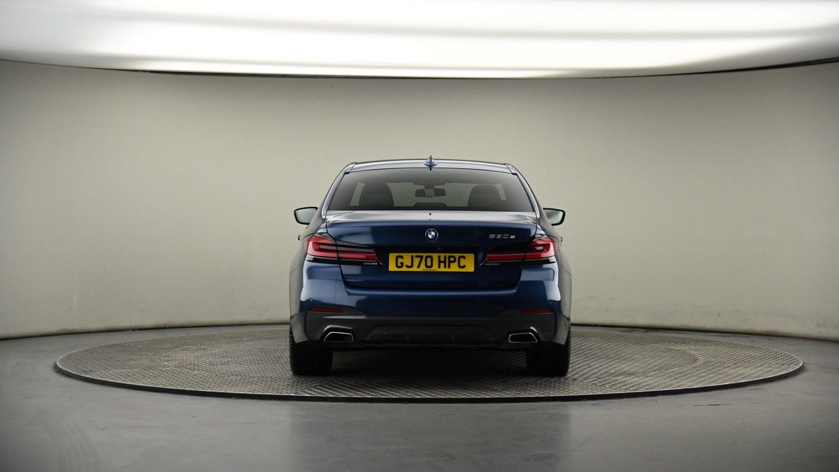 BMW 5 Series Image 17