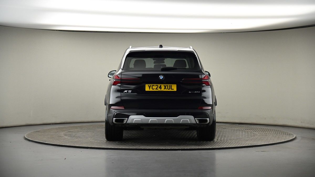BMW X5 Image 17