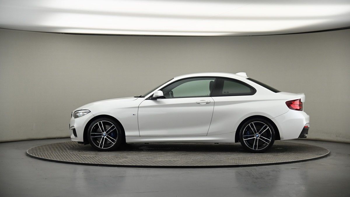 BMW 2 Series Image 18