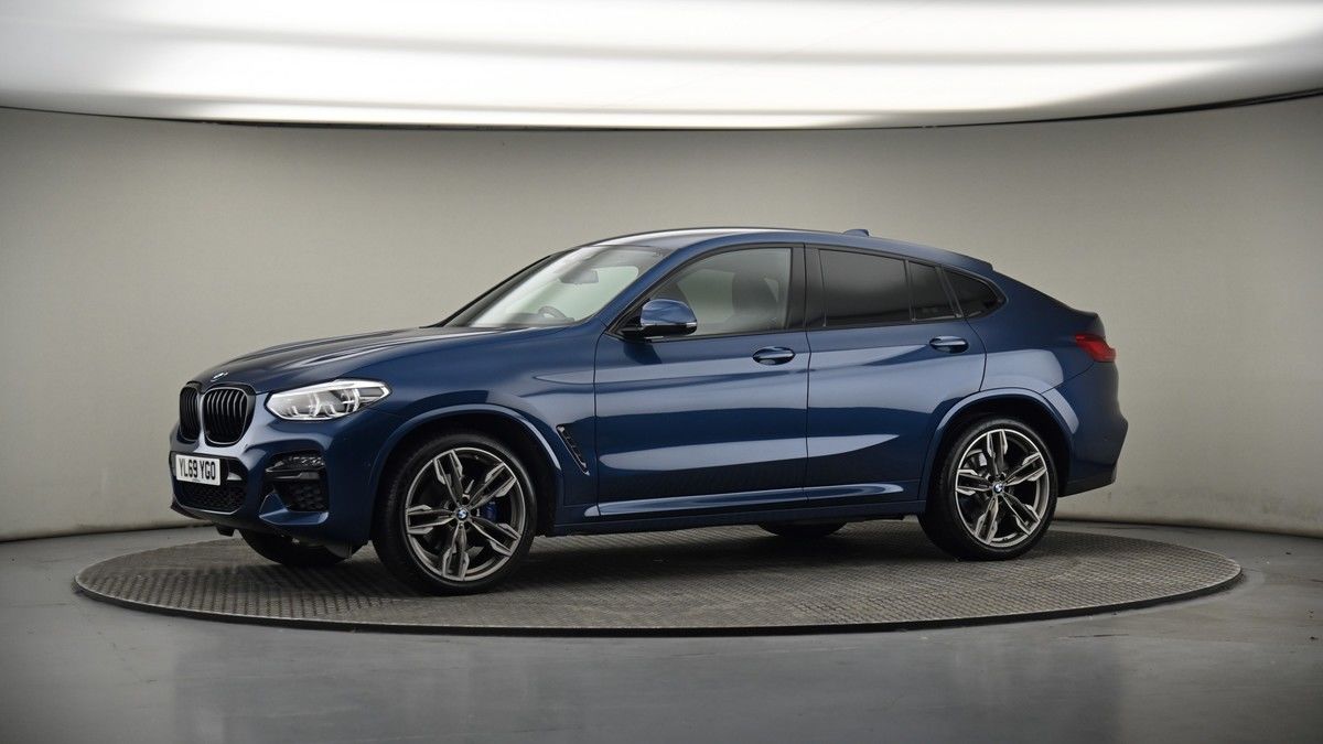 More views of BMW X4