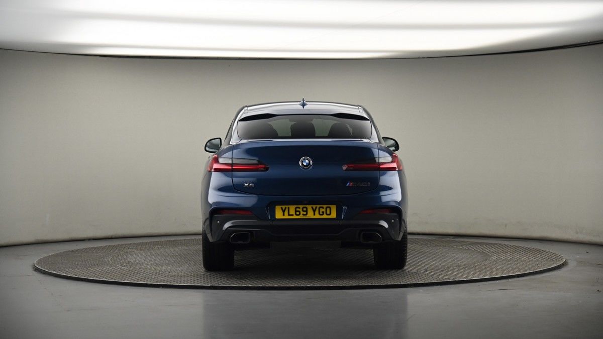 BMW X4 Image 16