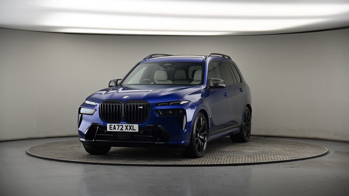 More views of BMW X7