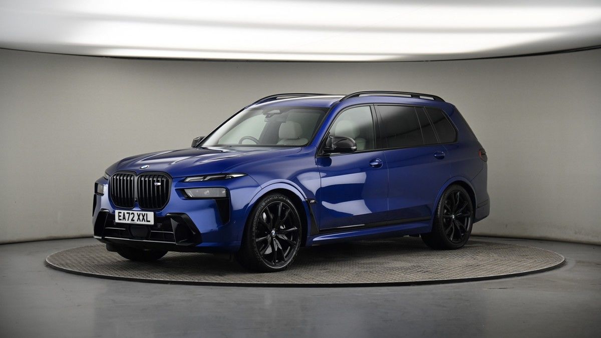 More views of BMW X7