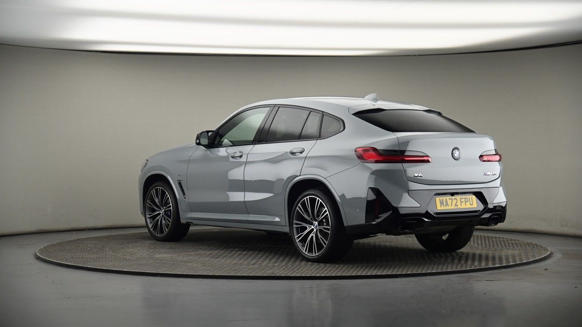 More views of BMW X4