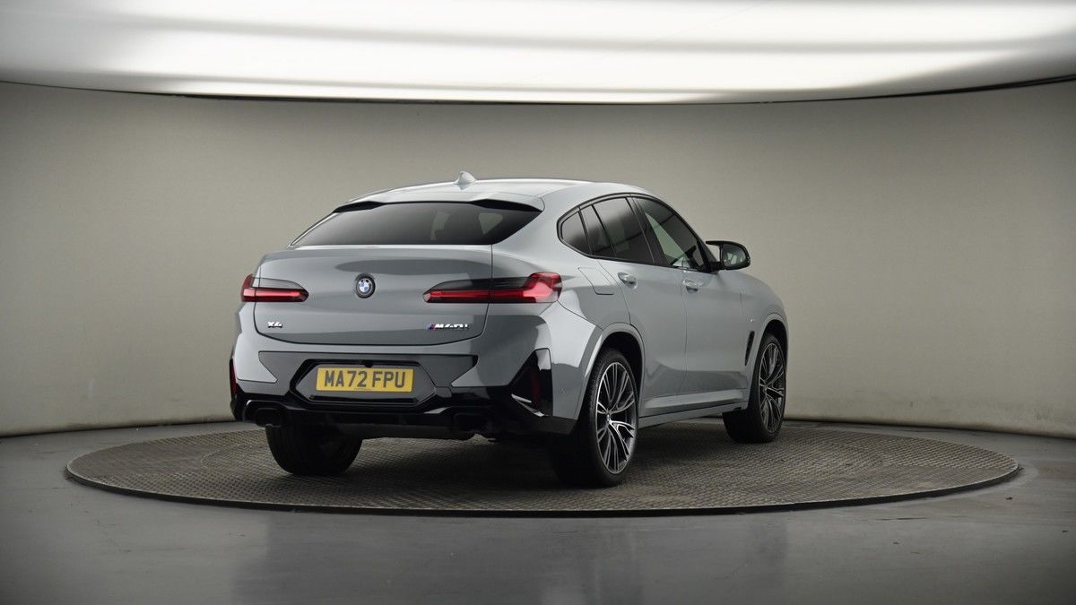 More views of BMW X4