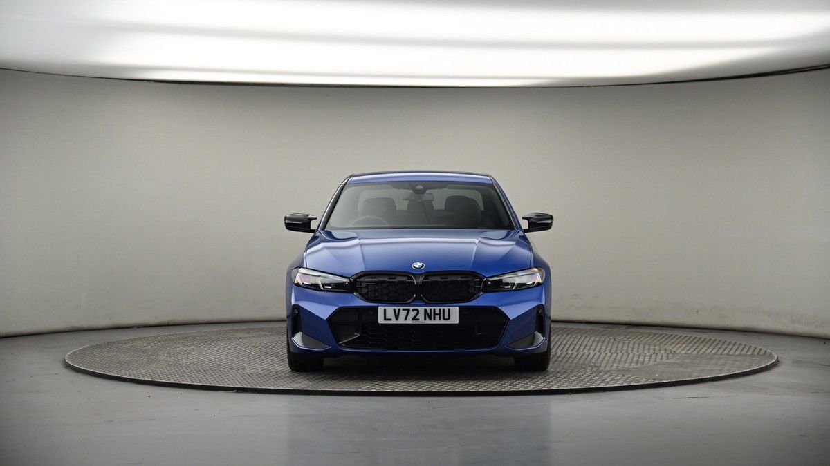 BMW 3 Series Image 17