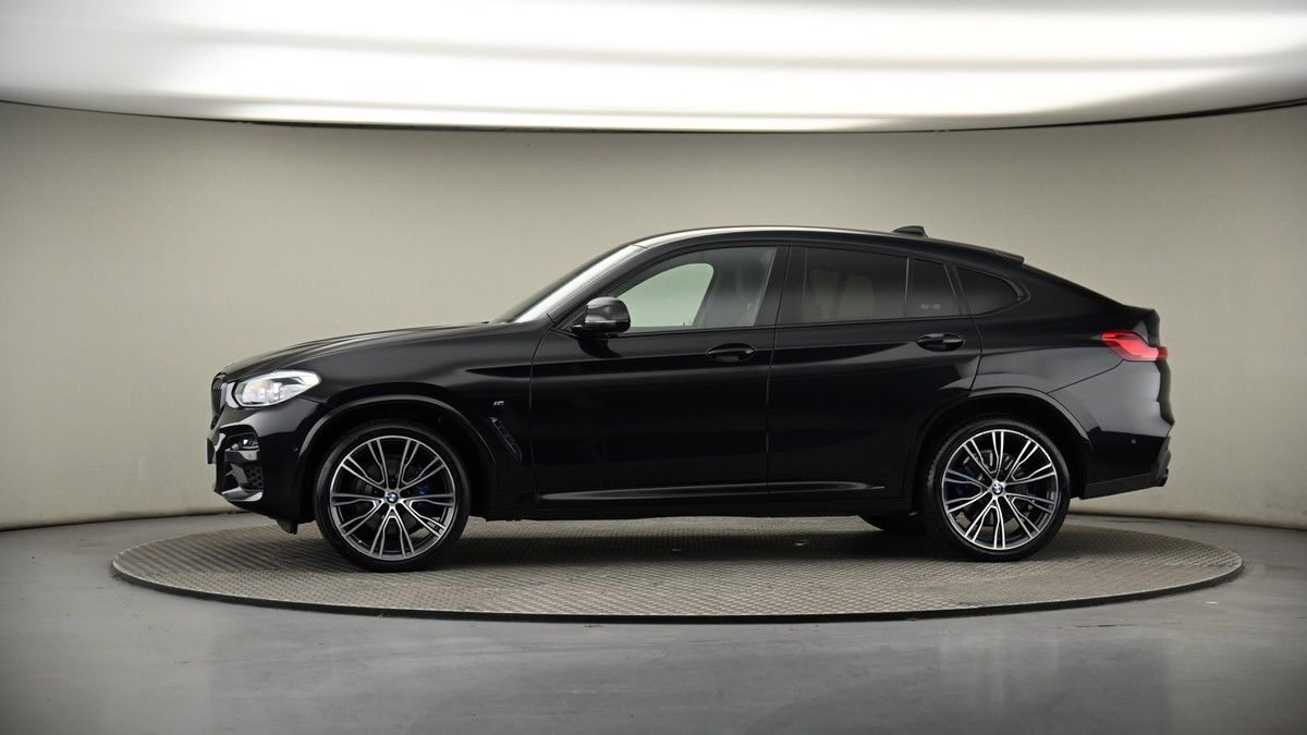 More views of BMW X4