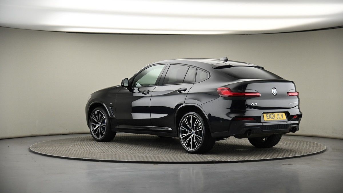 More views of BMW X4