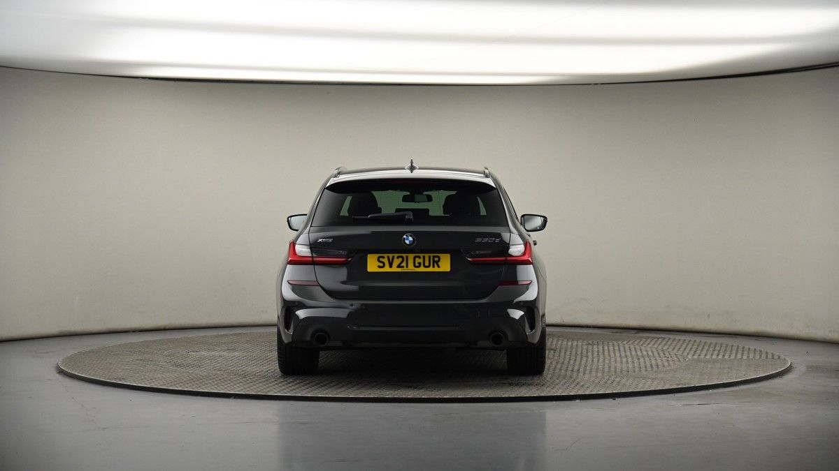 BMW 3 Series Image 17