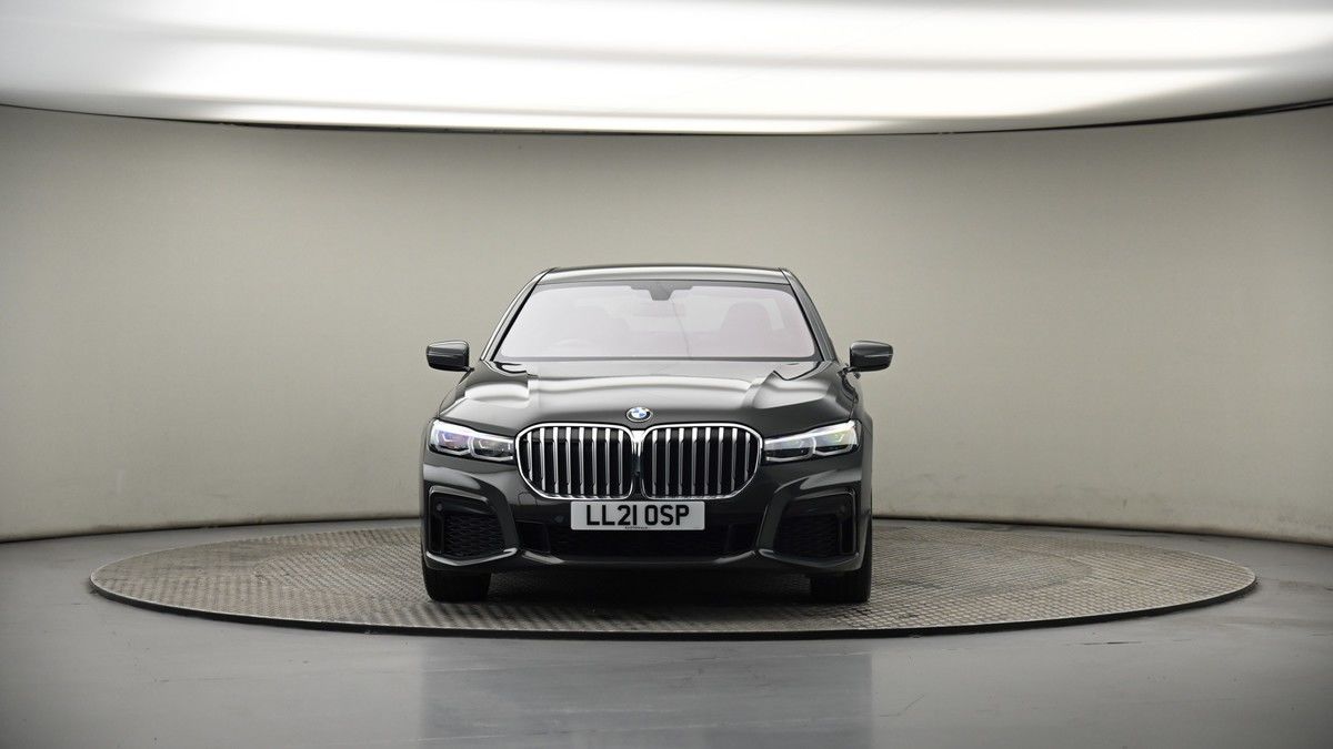 BMW 7 Series Image 18