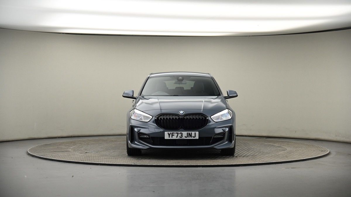 BMW 1 Series Image 17