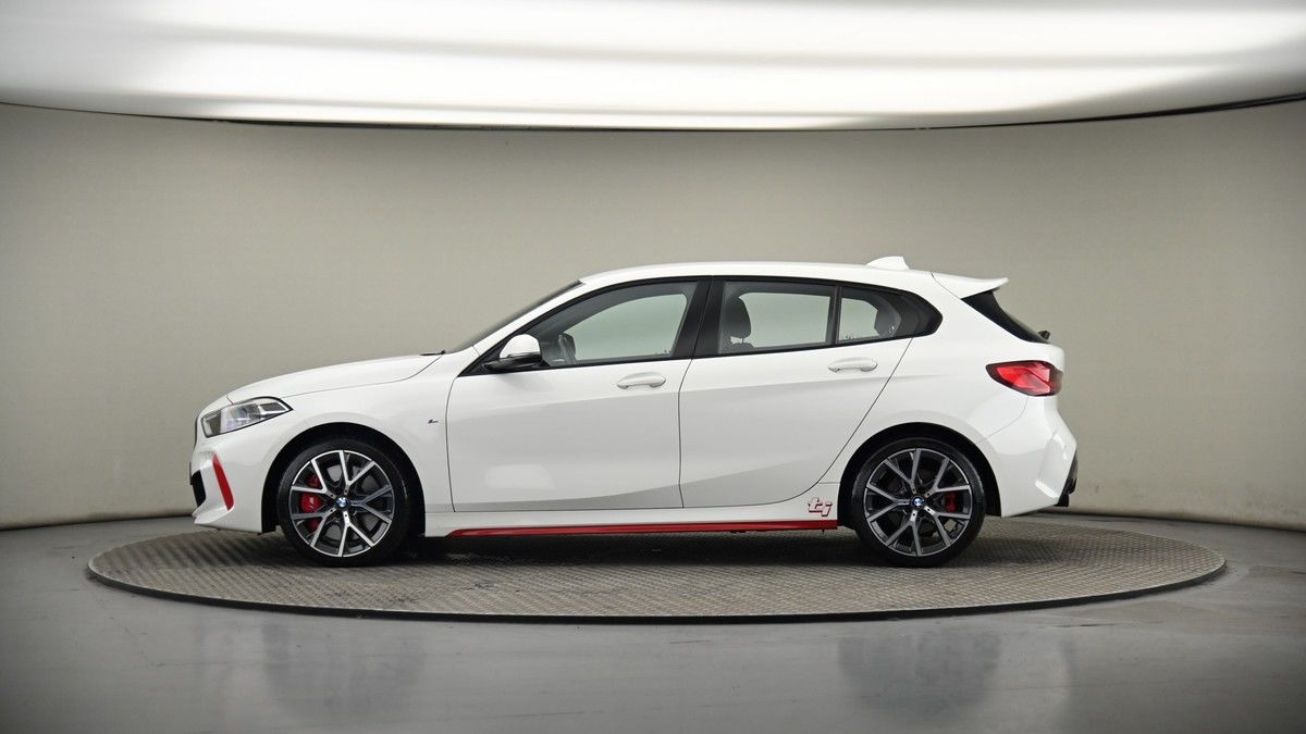 BMW 1 Series Image 19