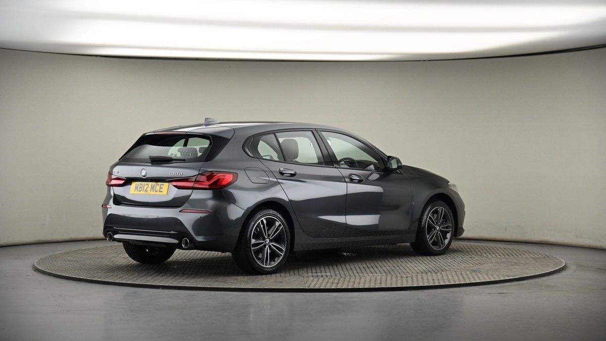BMW 1 Series Image 7