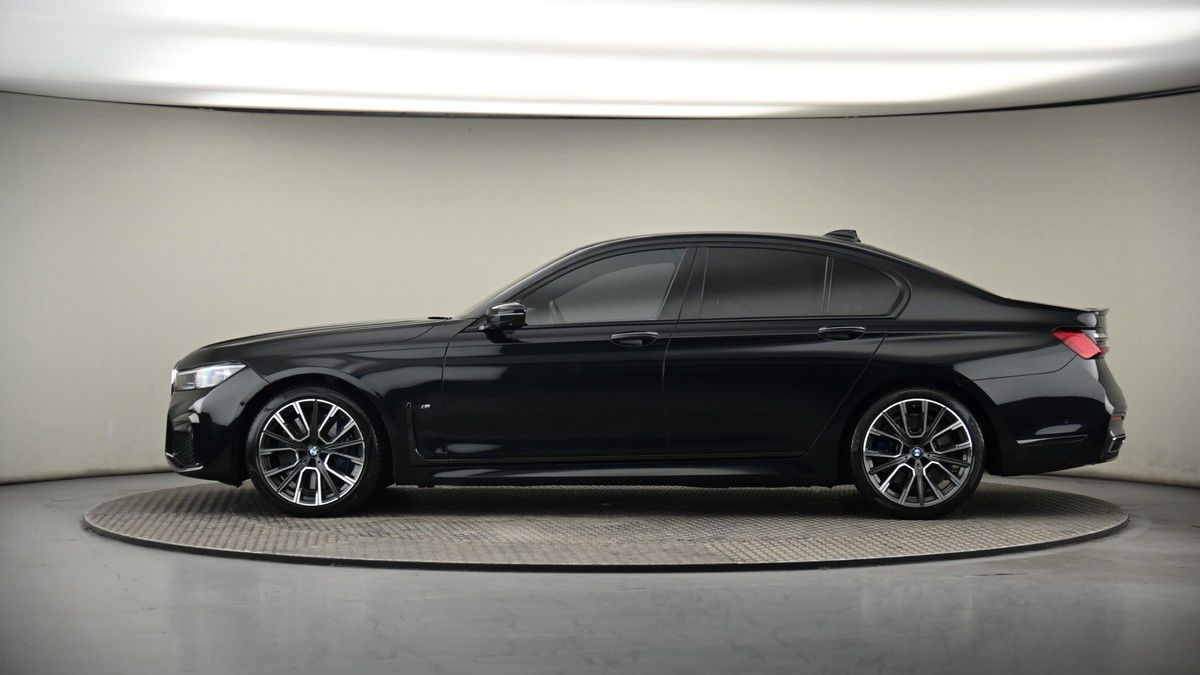 BMW 7 Series Image 19