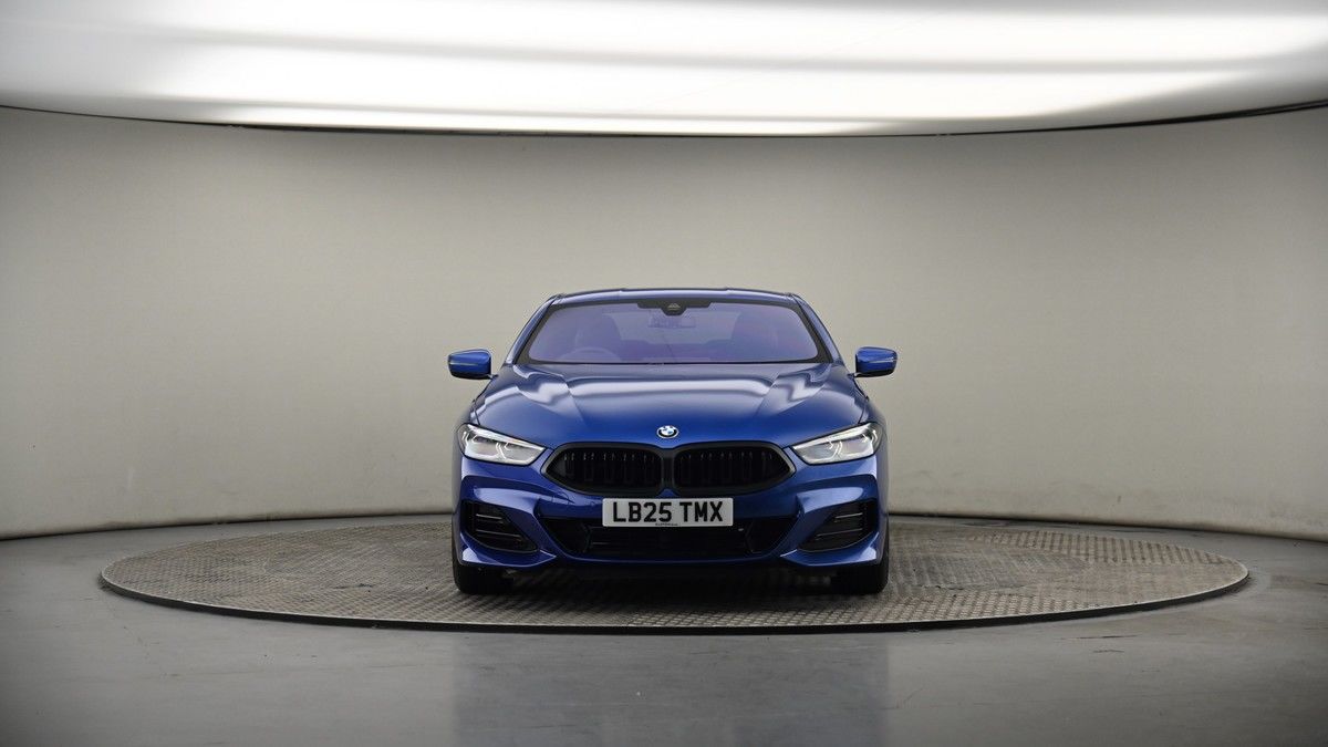 BMW 8 Series Image 18