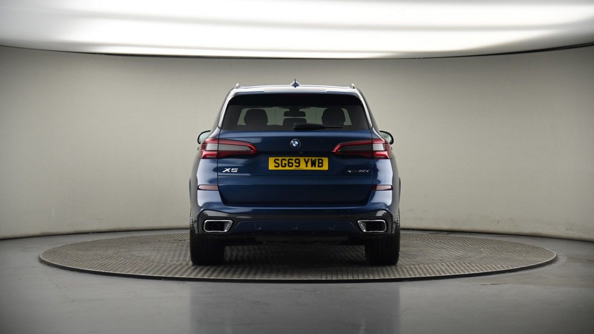 BMW X5 Image 17