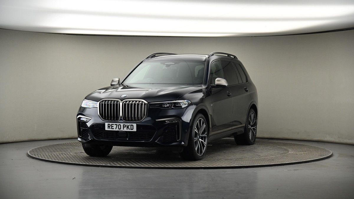 More views of BMW X7