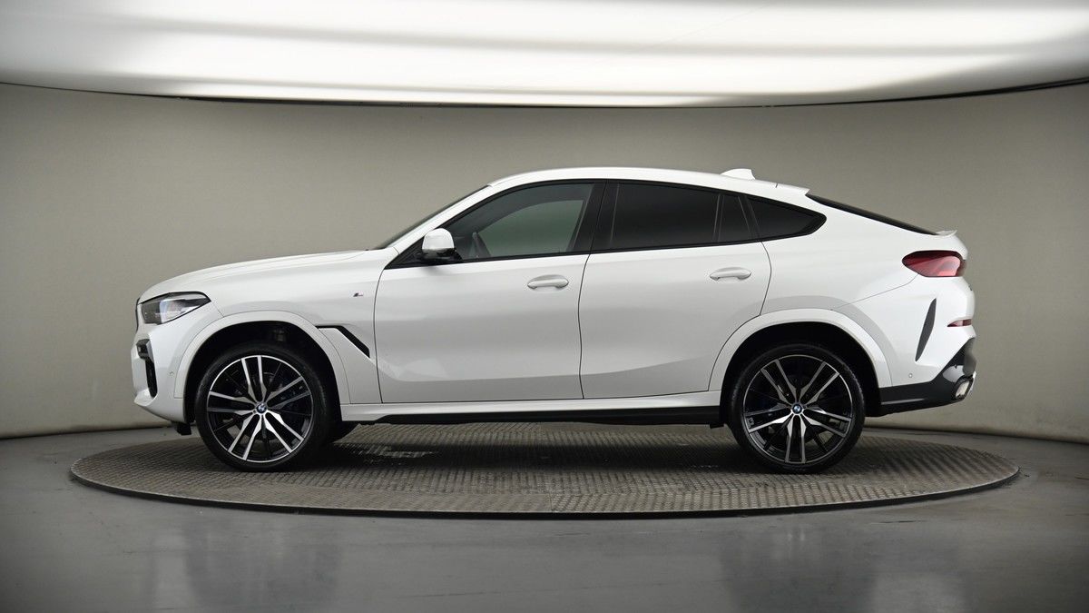 BMW X6 Image 19