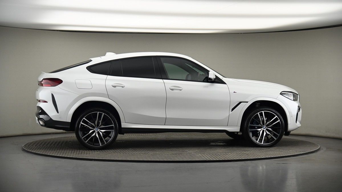 More views of BMW X6