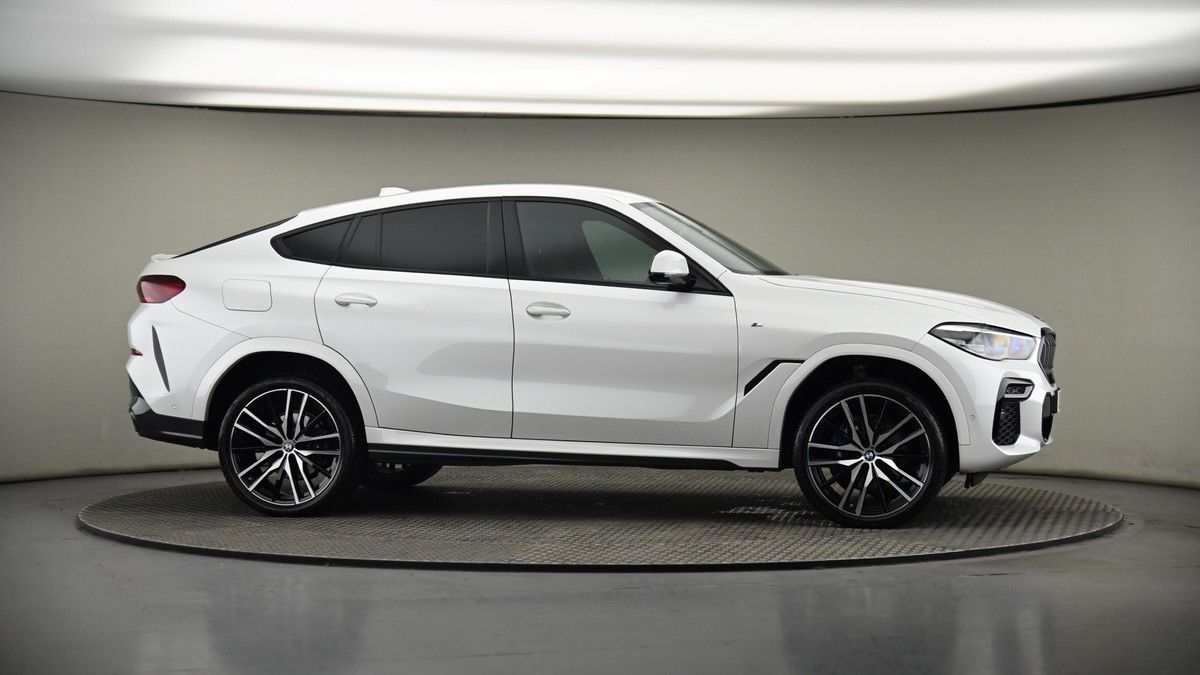 More views of BMW X6