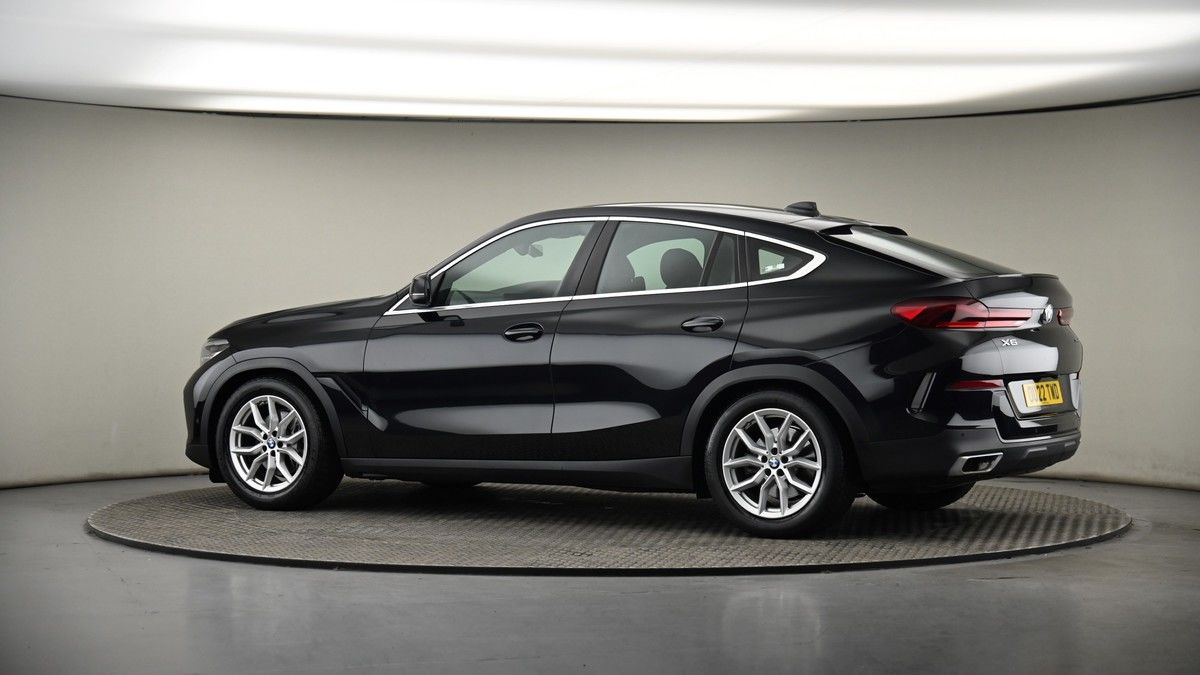 More views of BMW X6